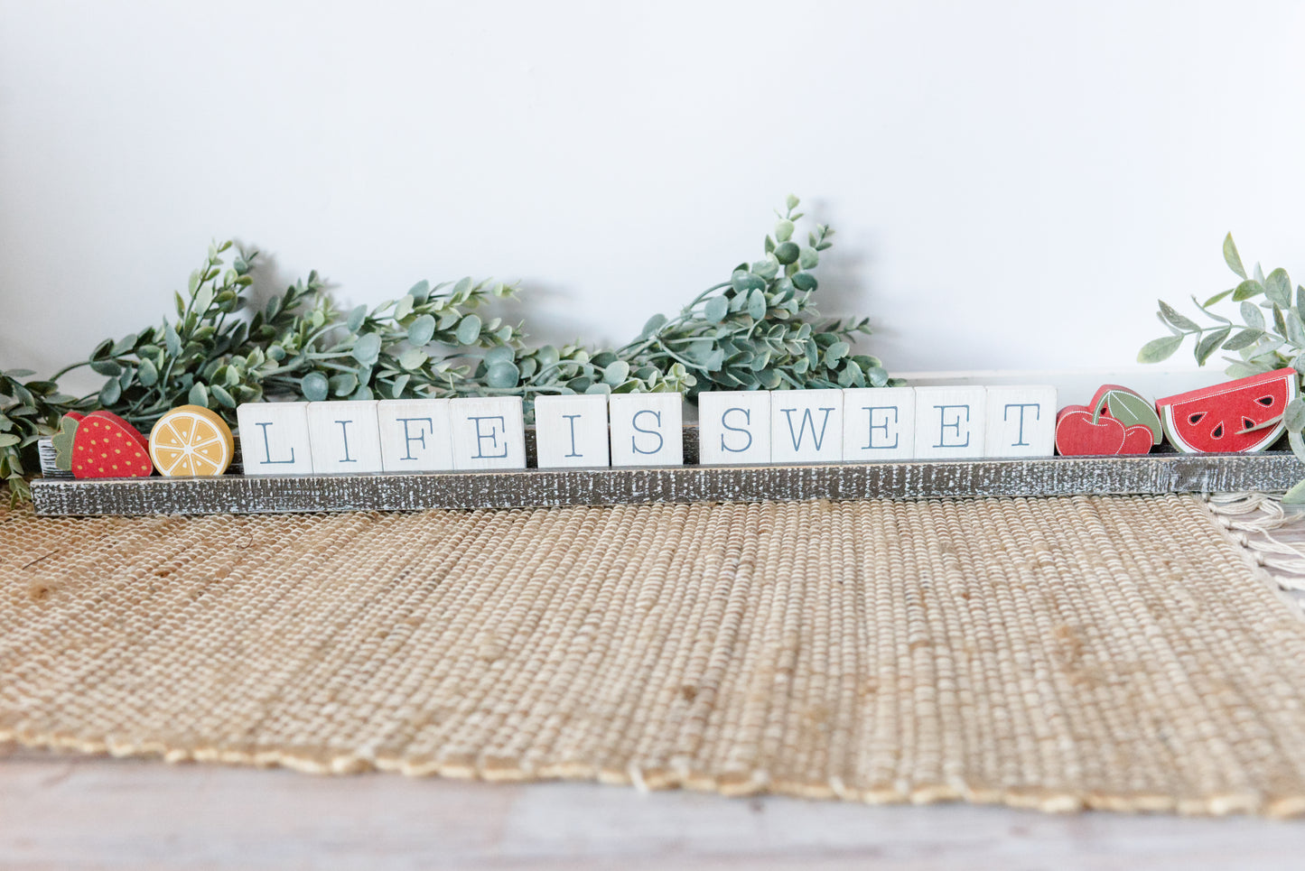 Life is Sweet 28x2.25x1 Letter Ledge kit