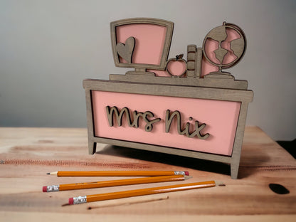 Teacher desk pencil holder 